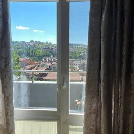 лукс базилика отделен вход Sandanski