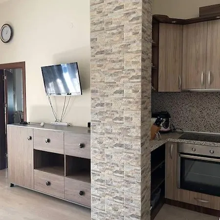 Апартамент лукс базилика отделен вход *