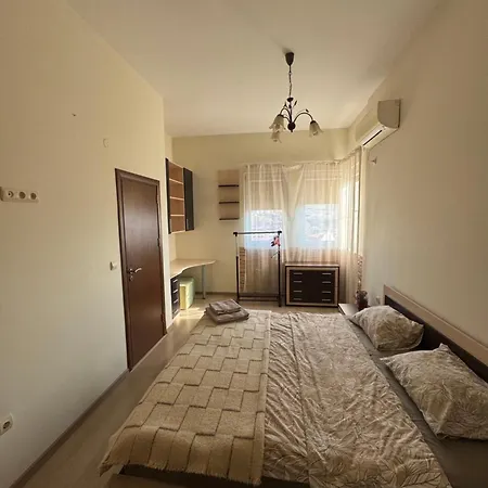 лукс базилика отделен вход Апартамент