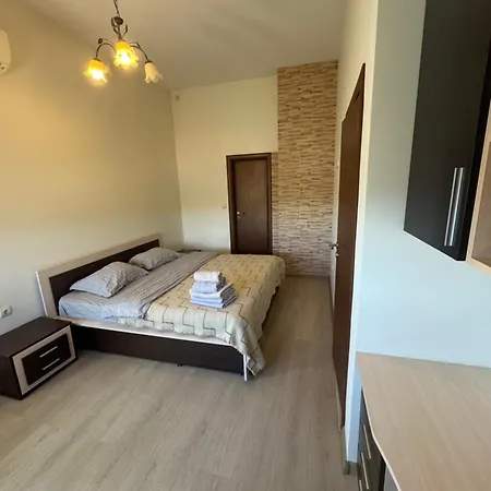 лукс базилика отделен вход Apartment *