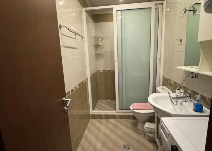 лукс базилика отделен вход Sandanski